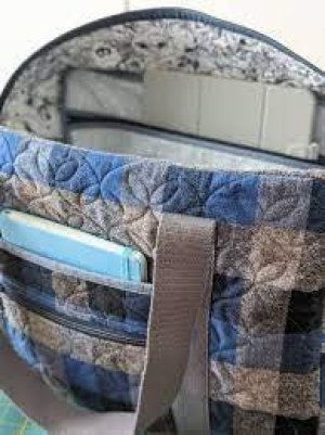 Sewing: Doable Duffle by Ma Tante Quilting