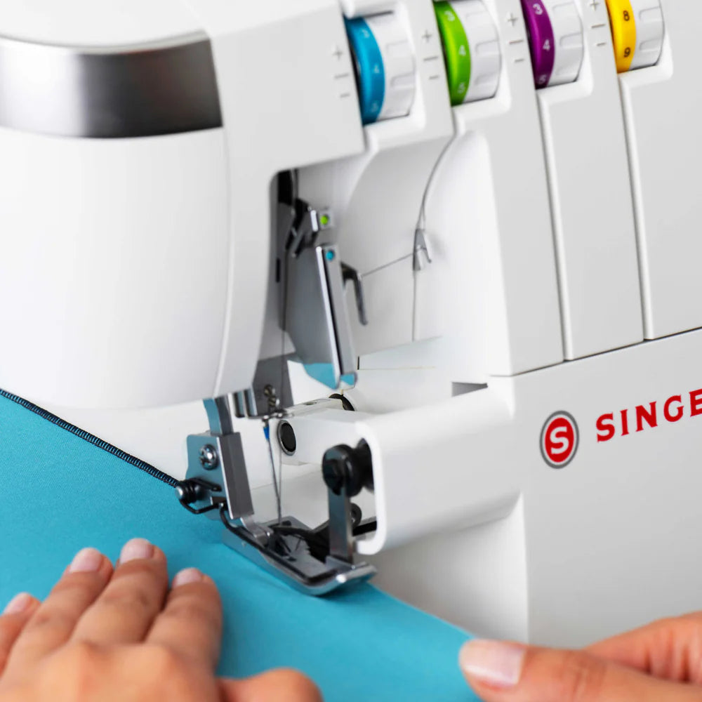 SINGER® SE017 Elite Serger Machine