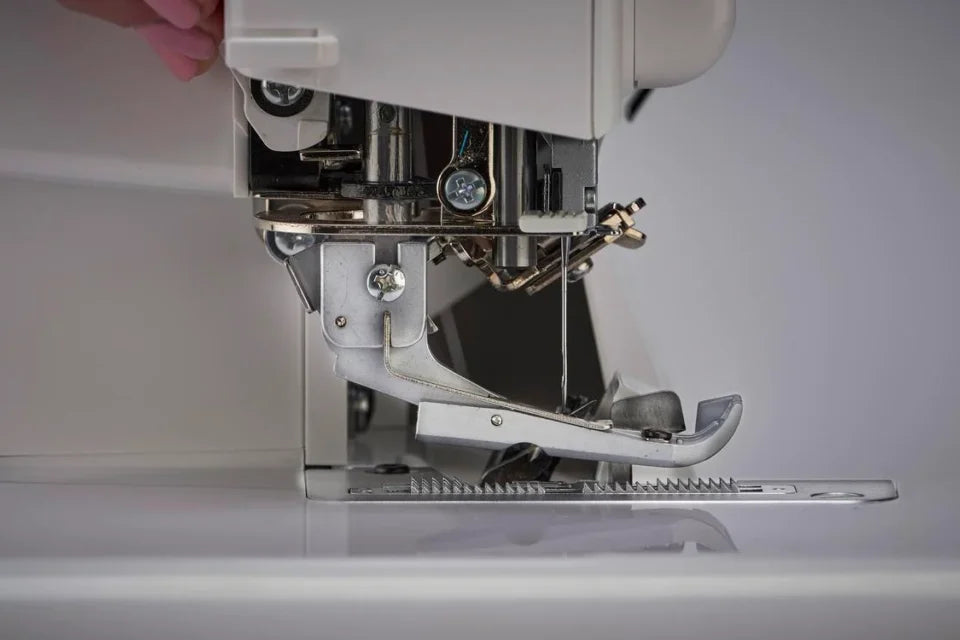 Adjustable Presser Foot Height up to 6mm