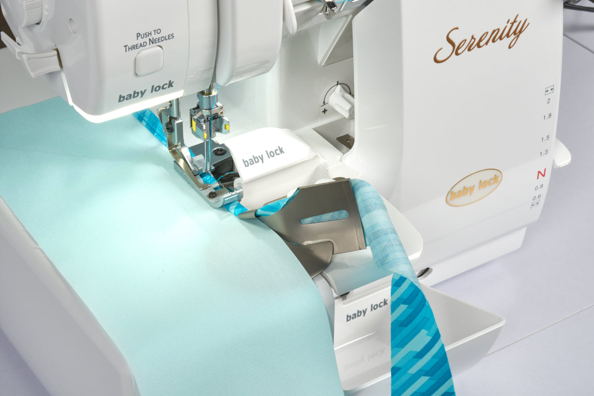 NEW!  Baby Lock Serenity Serger with bundle!