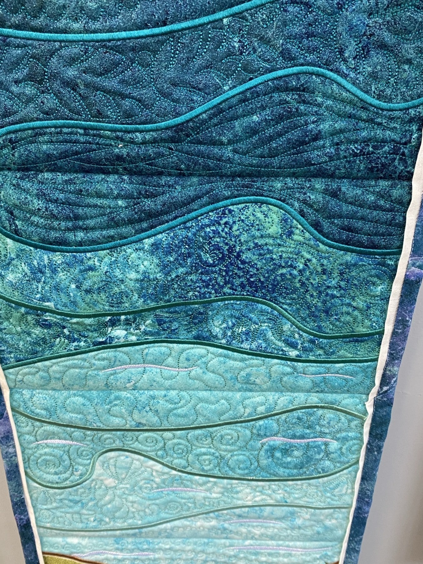 Embroidery Class: Sweet Pea Ocean Scene hanger/runner