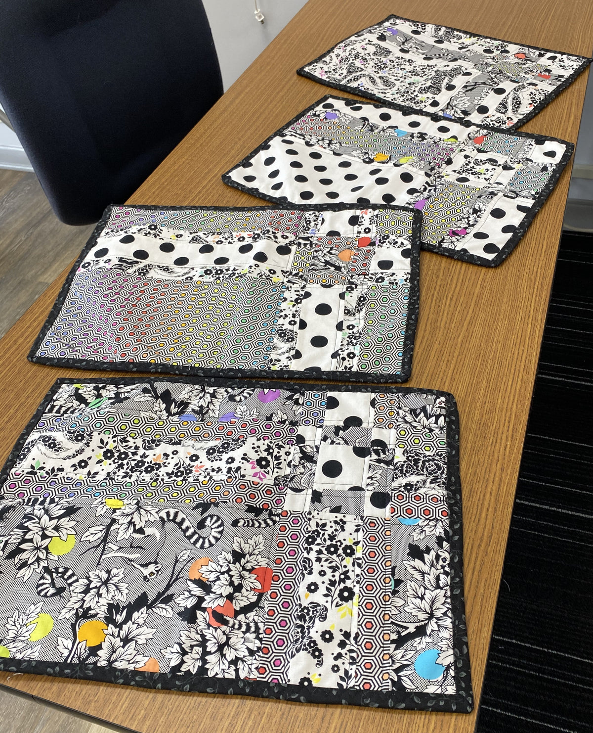 Beginning Quilting: Fat Quarter Shuffle Placemat