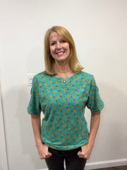 Beginning Sewing Clothes: The Delila shirt by Angela Wolf