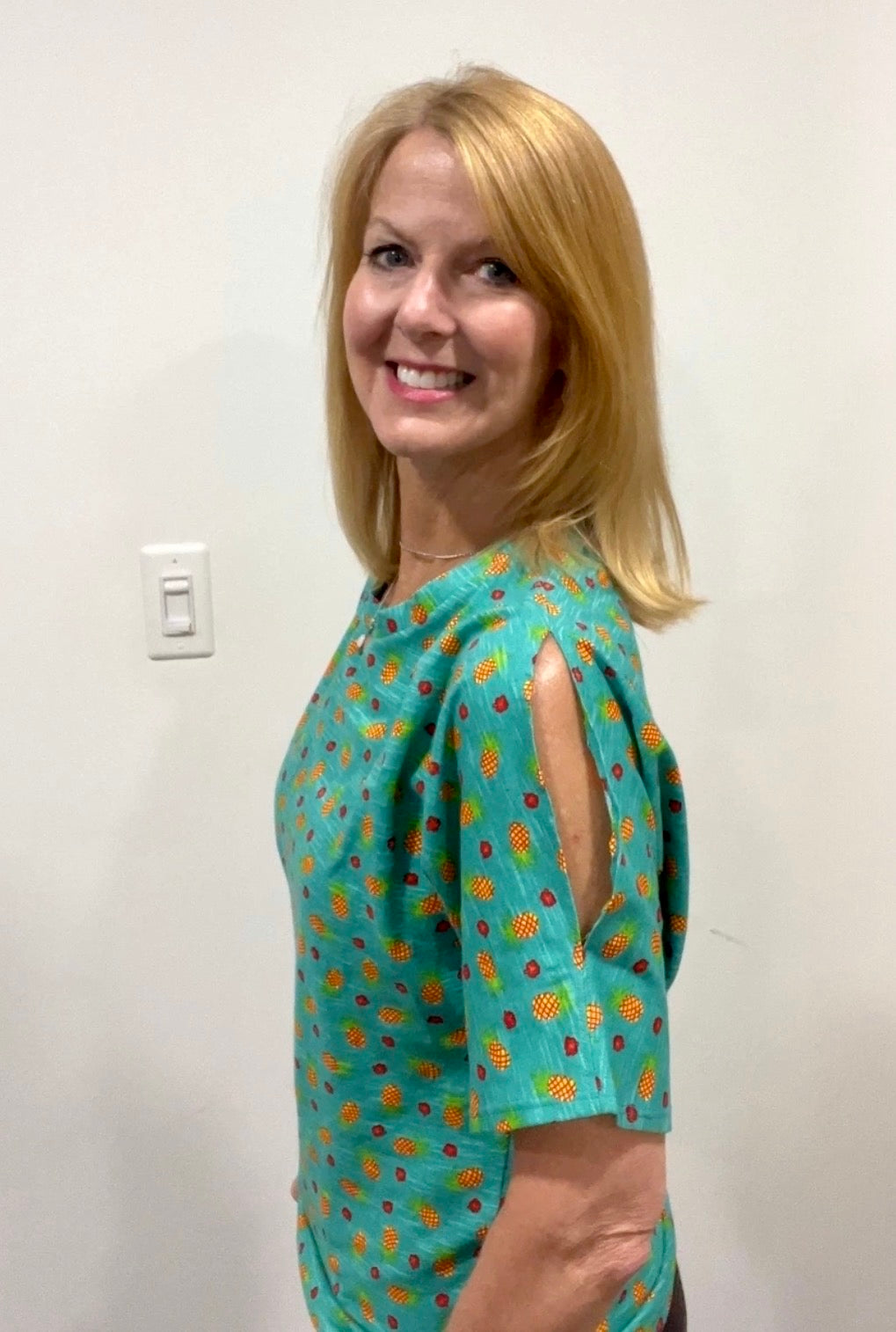 Beginning Sewing Clothes: The Delila shirt by Angela Wolf
