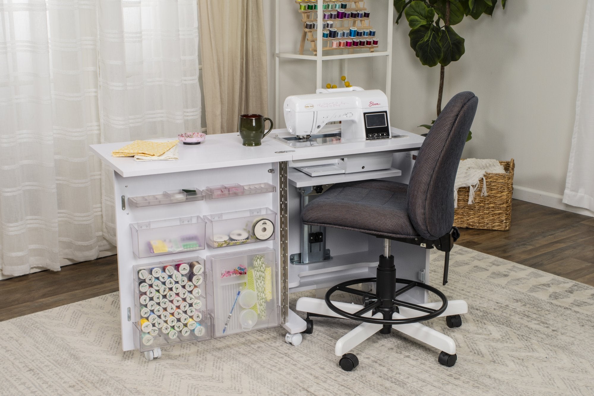 Koala compact cabinet   Opening: 18-7/8" W x 11-1/4" D