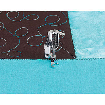 Free motion open toe quilting foot