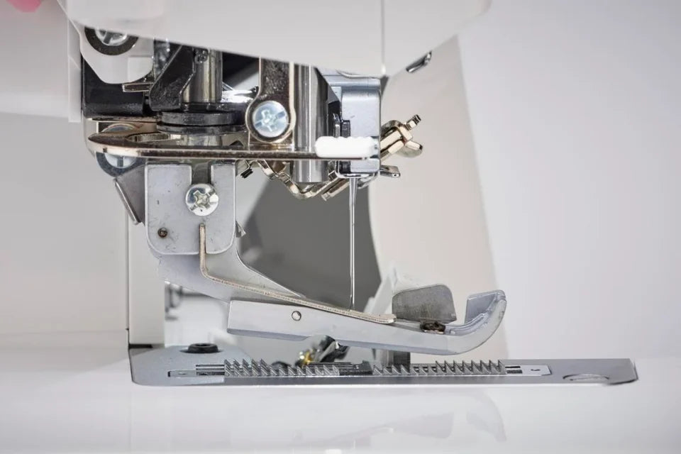 Adjustable Presser Foot Height up to 6mm